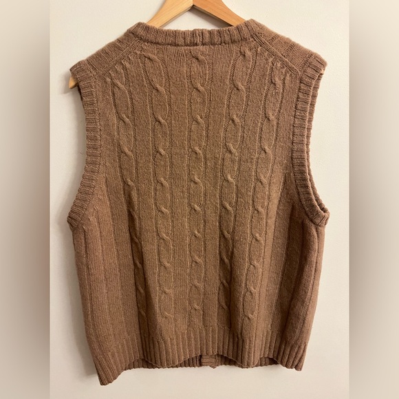 GANT The Vest Wool Vest Cableknit Camel LARGE - Picture 3 of 8
